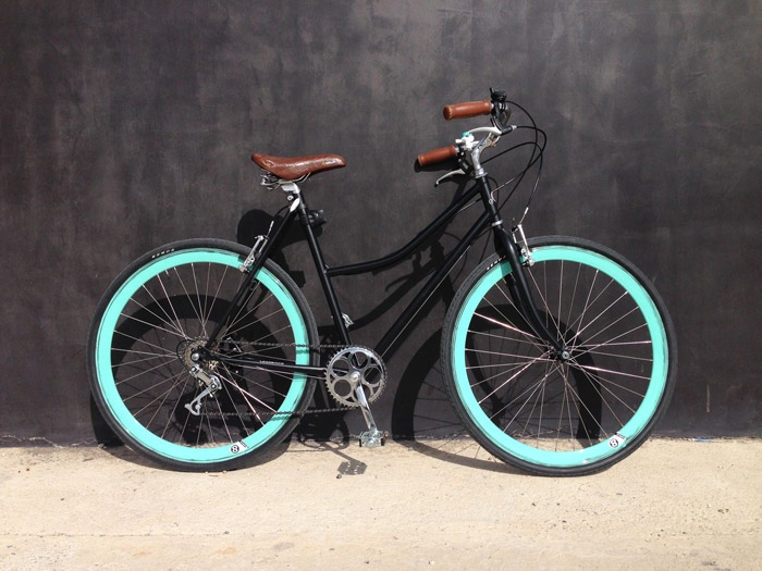 foto de una bicicleta colorida
